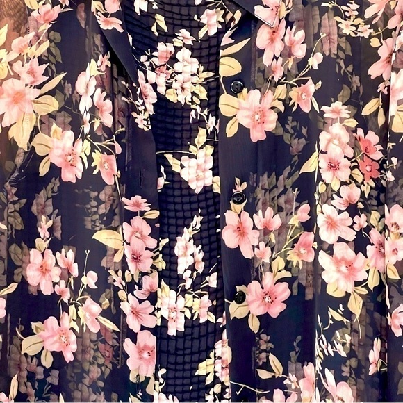 $5 ADD ON with $15+ Bundle Notations 2-piece Floral Sheer Blouse Tank Sz M EUC - Picture 3 of 14